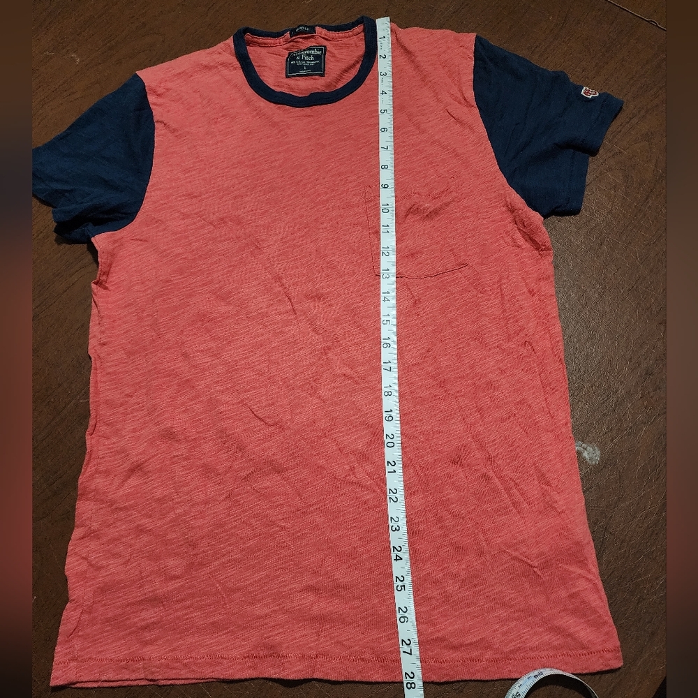 Abercrombie & Fitch Coral and Navy Tee Shirt - Picture 2 of 5